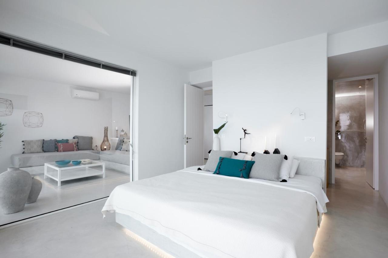 Infinite Blue Luxury Suites Fira  Bagian luar foto